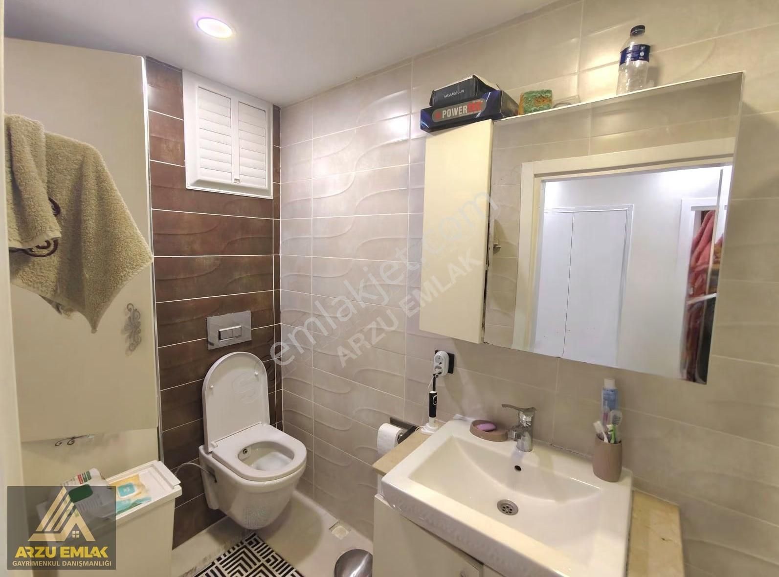 Arzu Emlaktan Zübeydehanımda Masrafsız 2+1daire Arsatapulu 22m2 - Görsel 14