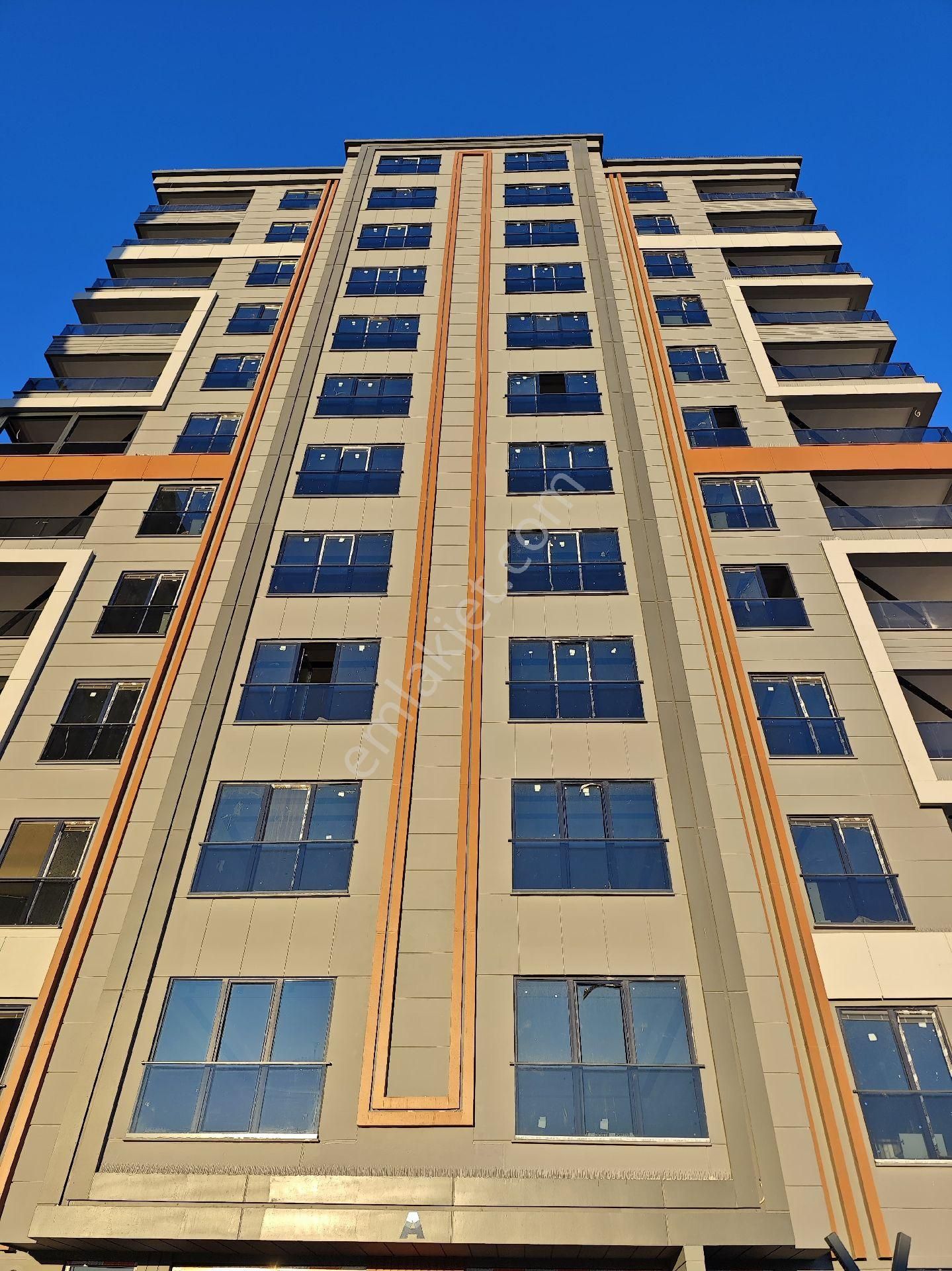 Yavuz Emlak Tan Satılık Daire 1 Kat Karaköprü 35mt Yol Girişinde - Görsel 3