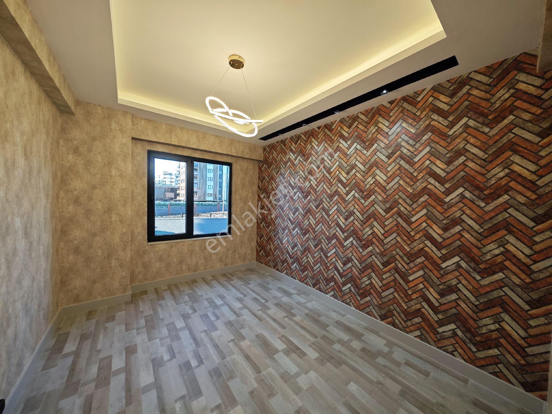 Yavuz Emlak Tan Satılık Daire 1 Kat Karaköprü 35mt Yol Girişinde - Görsel 2