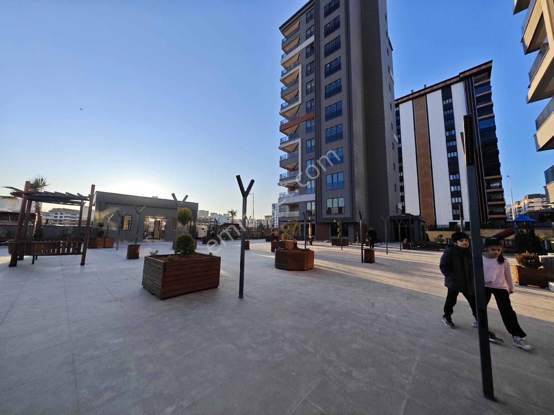 Yavuz Emlak Tan Satılık Daire 1 Kat Karaköprü 35mt Yol Girişinde - Görsel 13