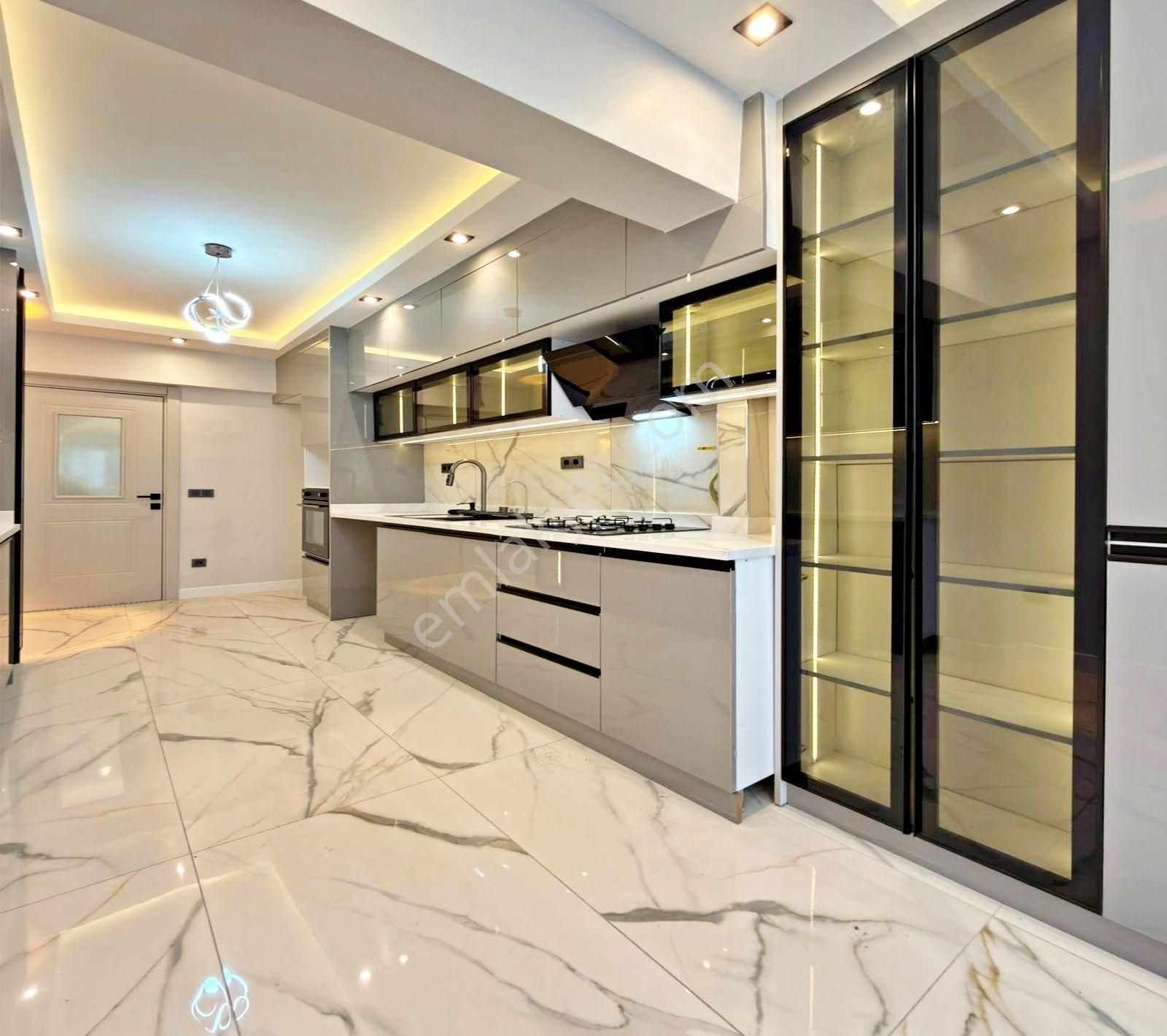 Beykent Umut Sitesi Peyzaj Manzaralı Dekorlu 3+1 Satılık Daire - Görsel 5