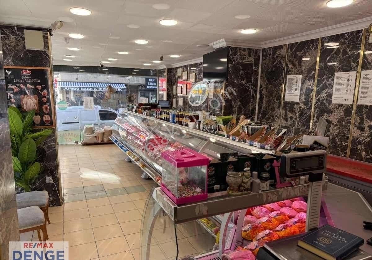 G.o.paşa Laleli Caddesinde Satılık Dükkan