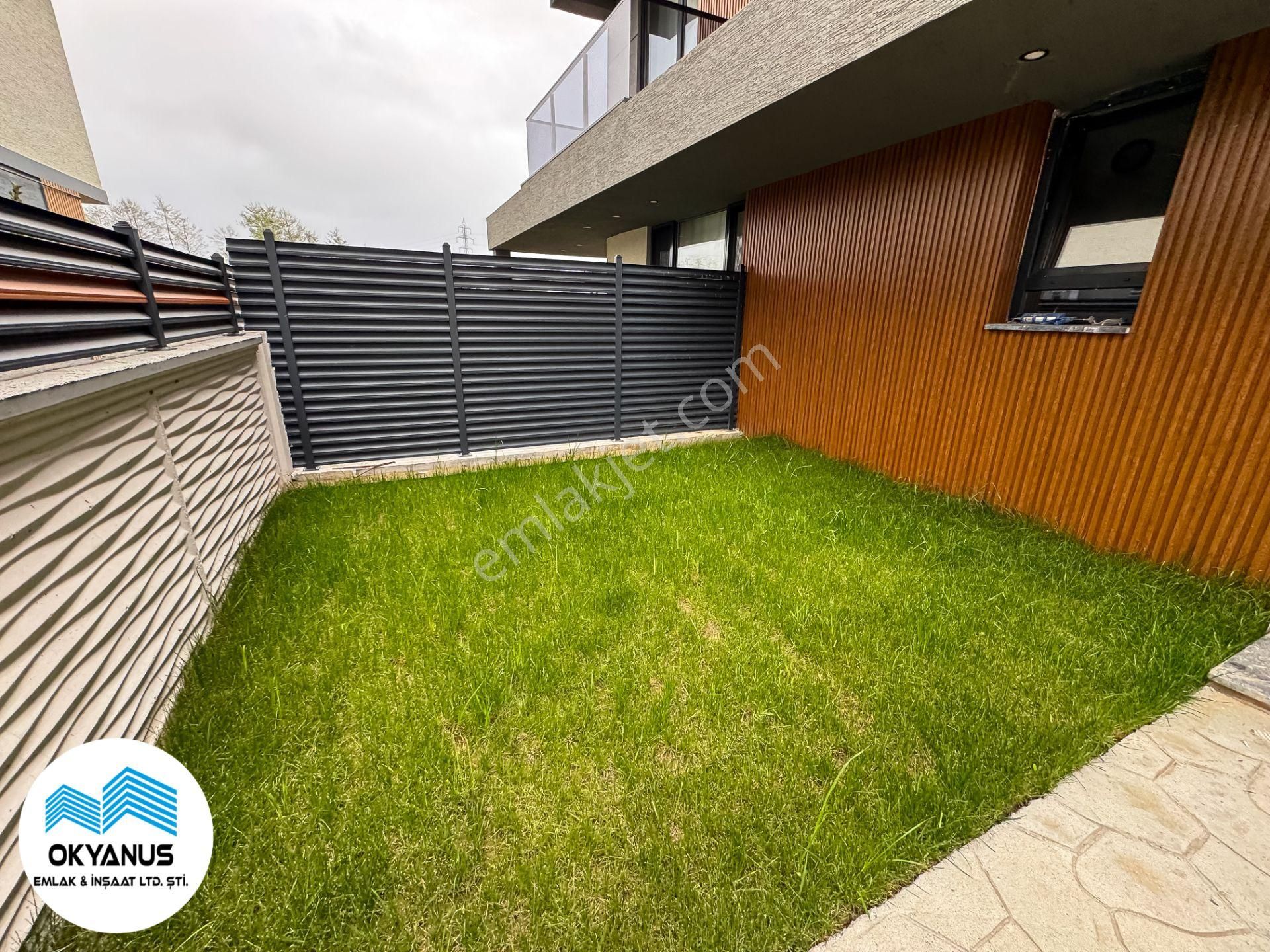 Karasu'da Özel Tasarımlı Geniş Teraslı 3+1 Satılık Villa - Görsel 3