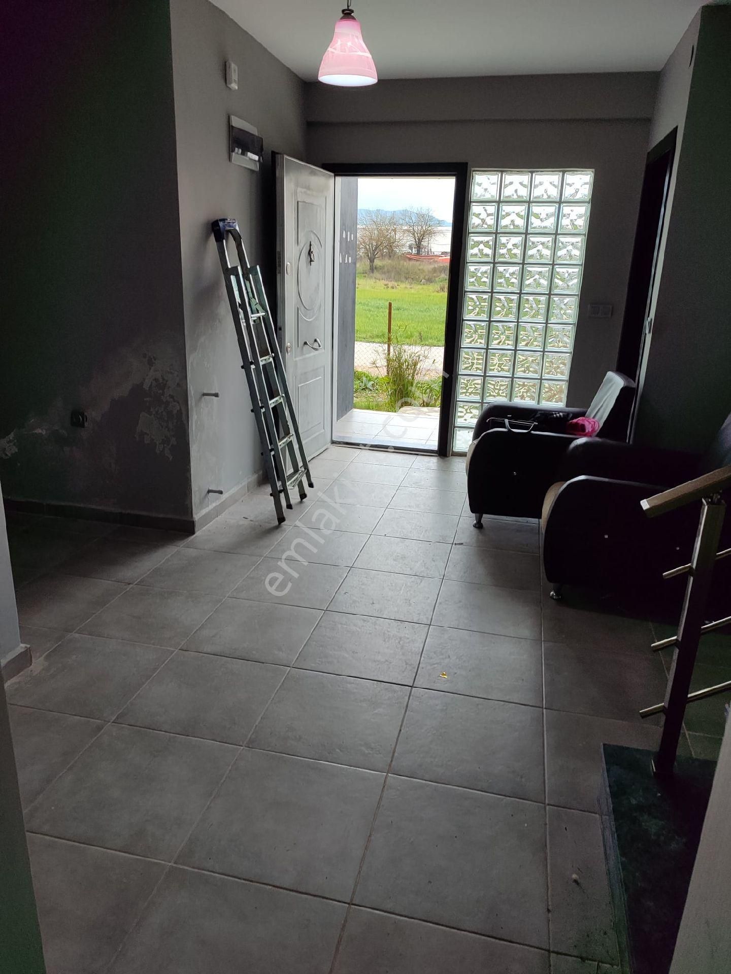 Sahibinden Denize Yakın Bahçeli Müstakil Villa - Görsel 4