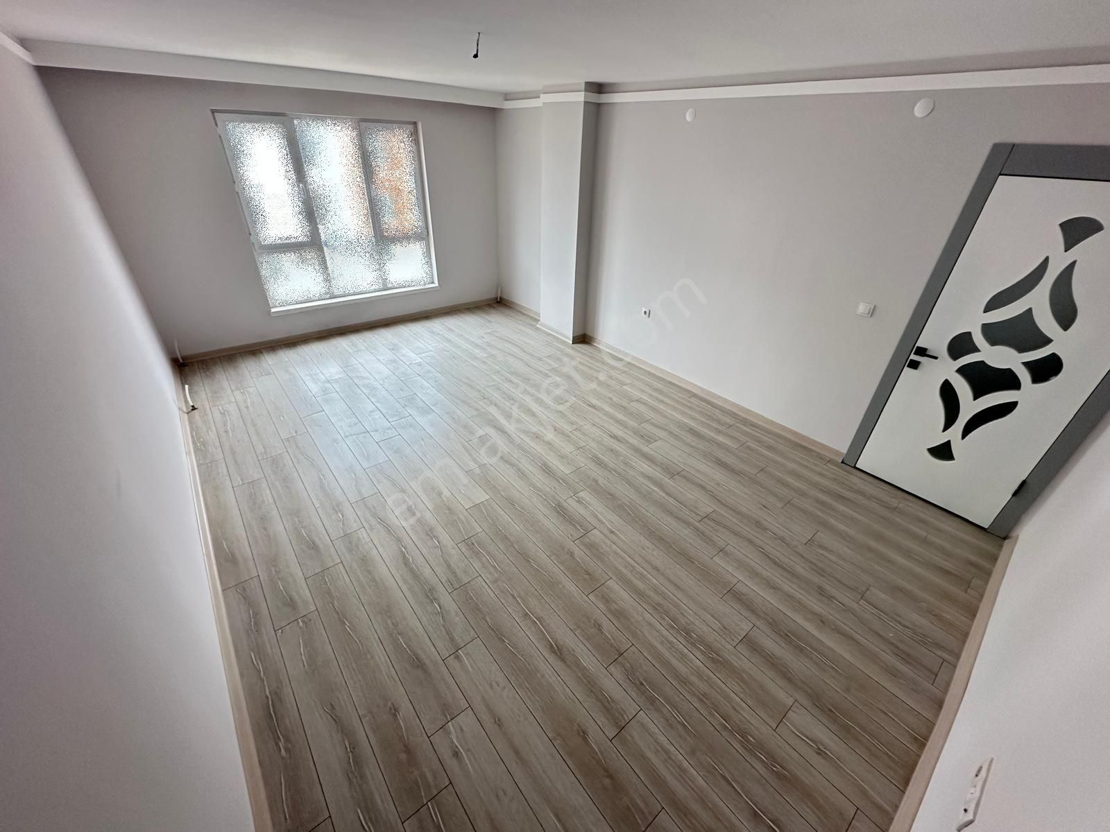 Yenikent Mustafa Kemal Mh.de 3+1 Katta Lüx Yapılı Satılık Daire - Görsel 9