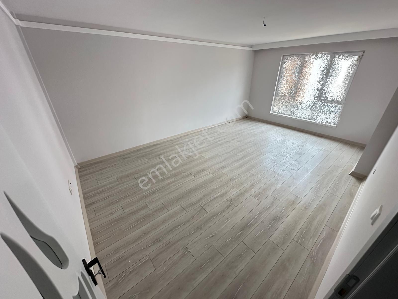 Yenikent Mustafa Kemal Mh.de 3+1 Katta Lüx Yapılı Satılık Daire - Görsel 11