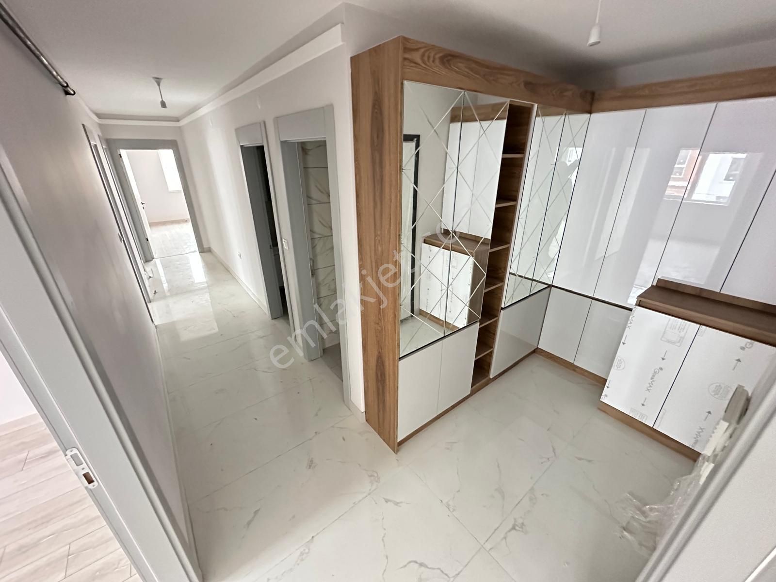 Yenikent Mustafa Kemal Mh.de 3+1 Katta Lüx Yapılı Satılık Daire - Görsel 32