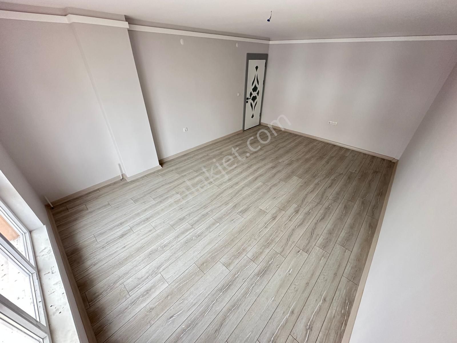 Yenikent Mustafa Kemal Mh.de 3+1 Katta Lüx Yapılı Satılık Daire - Görsel 10