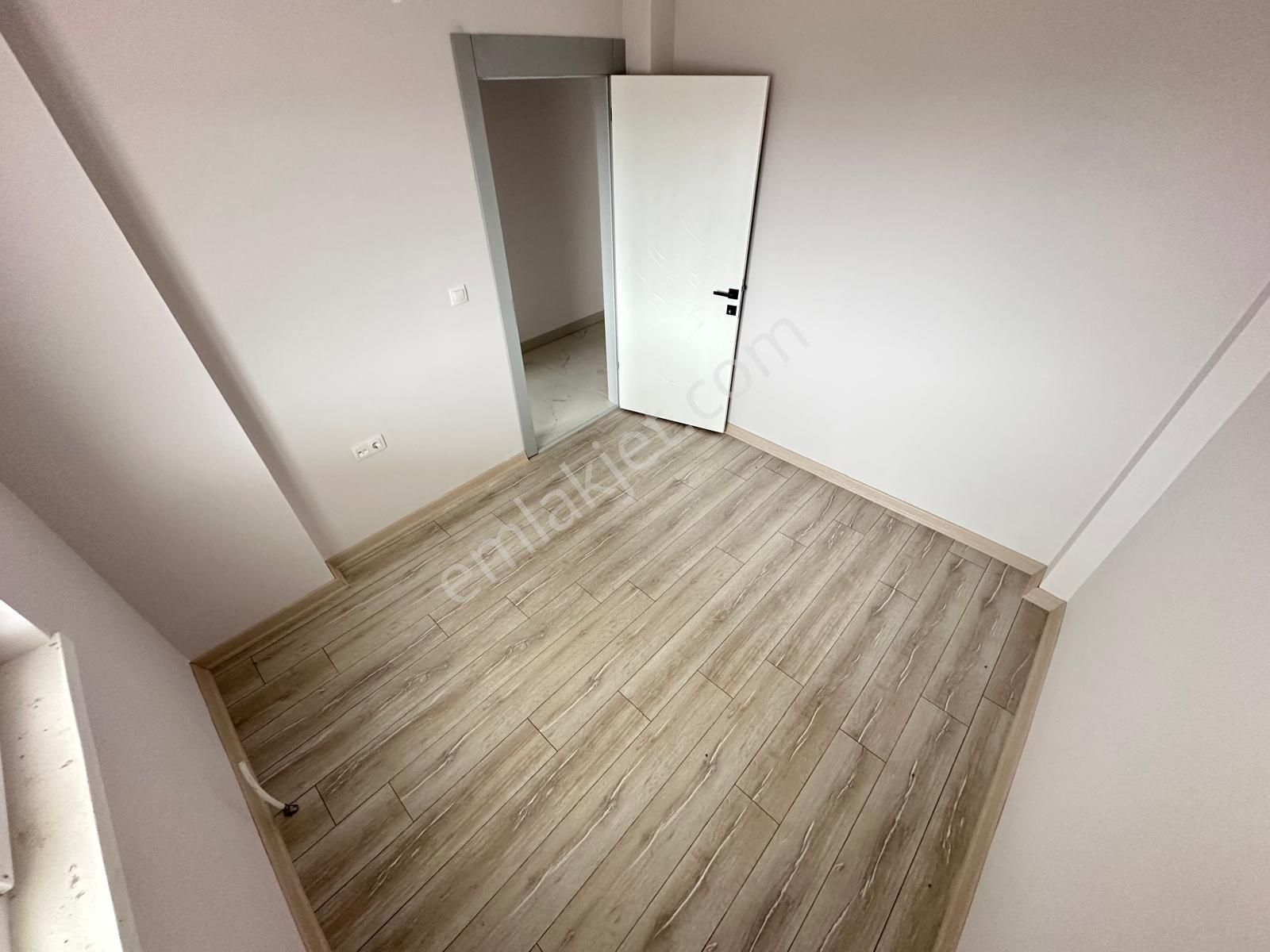 Yenikent Mustafa Kemal Mh.de 3+1 Katta Lüx Yapılı Satılık Daire - Görsel 25