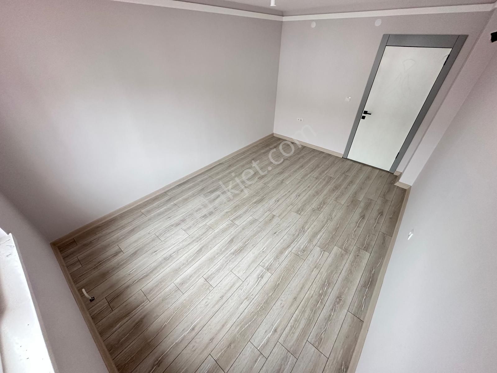 Yenikent Mustafa Kemal Mh.de 3+1 Katta Lüx Yapılı Satılık Daire - Görsel 21