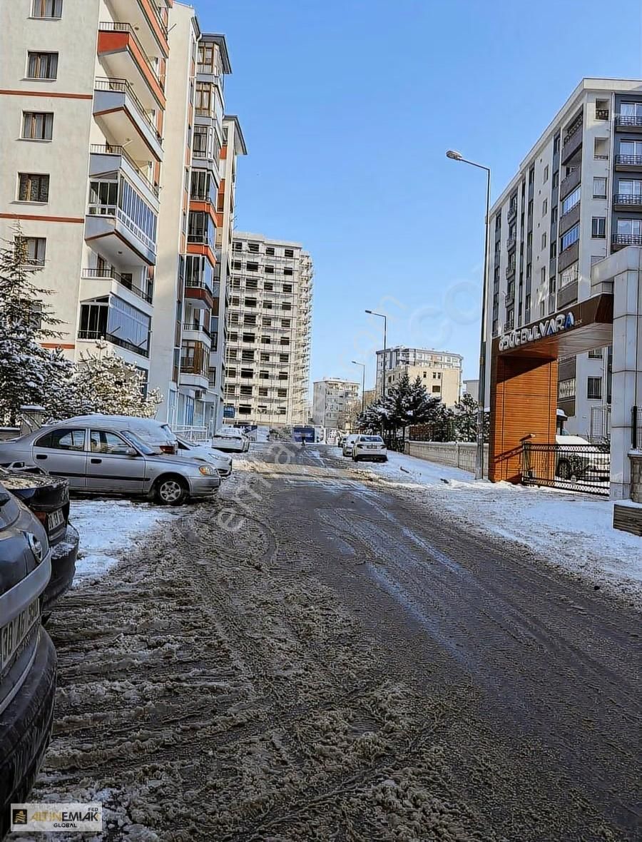 Talas Yenidoğan 'da Devren Erkek Kuaförü - Görsel 9