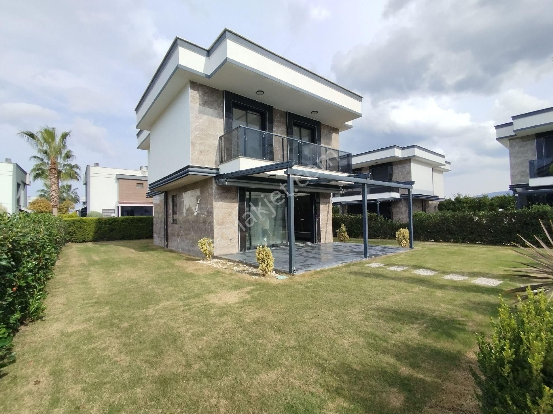 Davutlar Tek Müstakil Havuzlu Site - Görsel 33