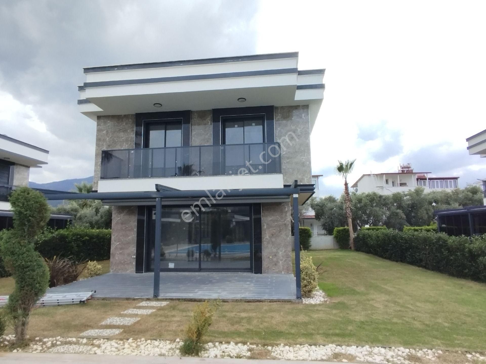 Davutlar Tek Müstakil Havuzlu Site - Görsel 26