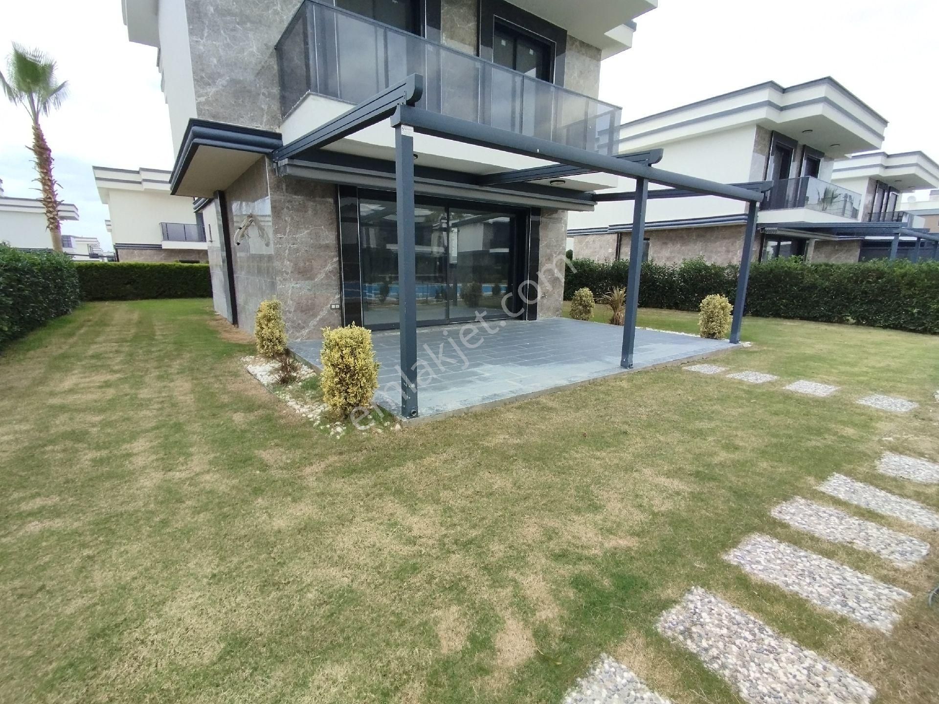 Davutlar Tek Müstakil Havuzlu Site - Görsel 27