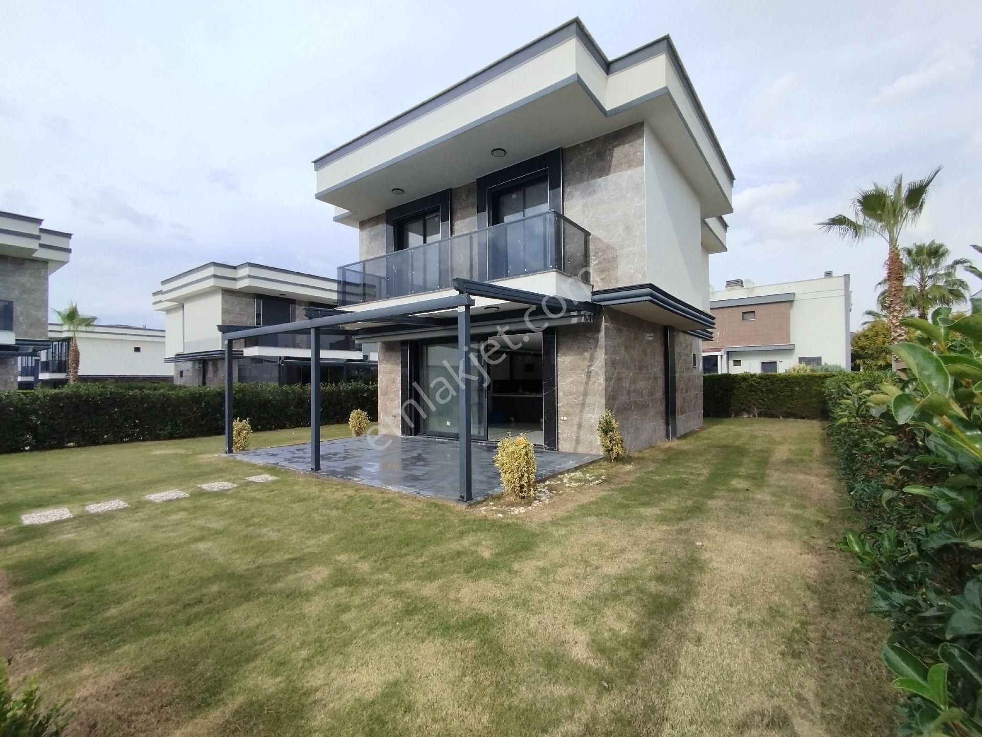 Davutlar Tek Müstakil Havuzlu Site - Görsel 34