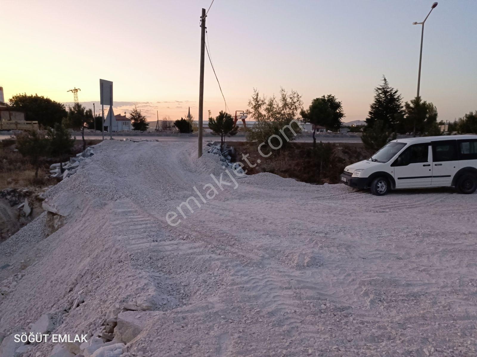 Söğüt Emlak'tan Asfalta Sıfır Satılık - Görsel 12