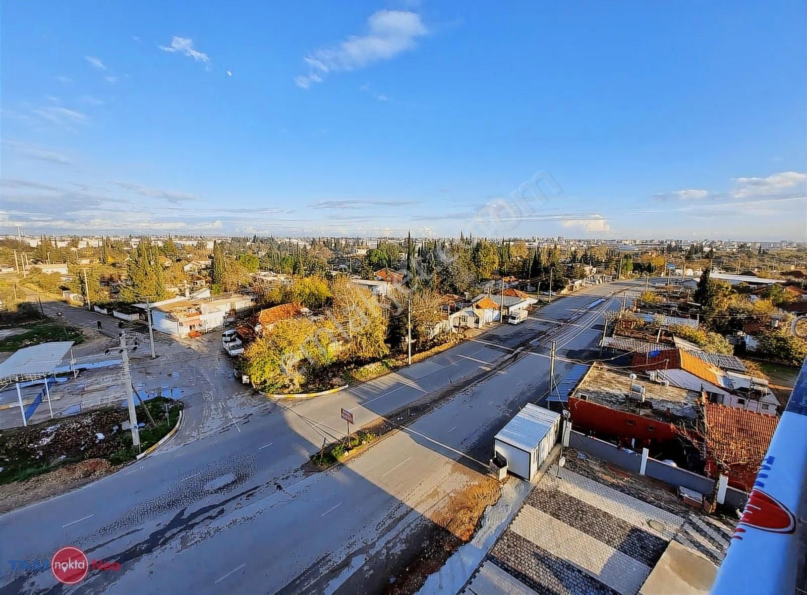 Havuzlu Güvenlikli Yol Üzeri Sıfır Mesken - Görsel 7