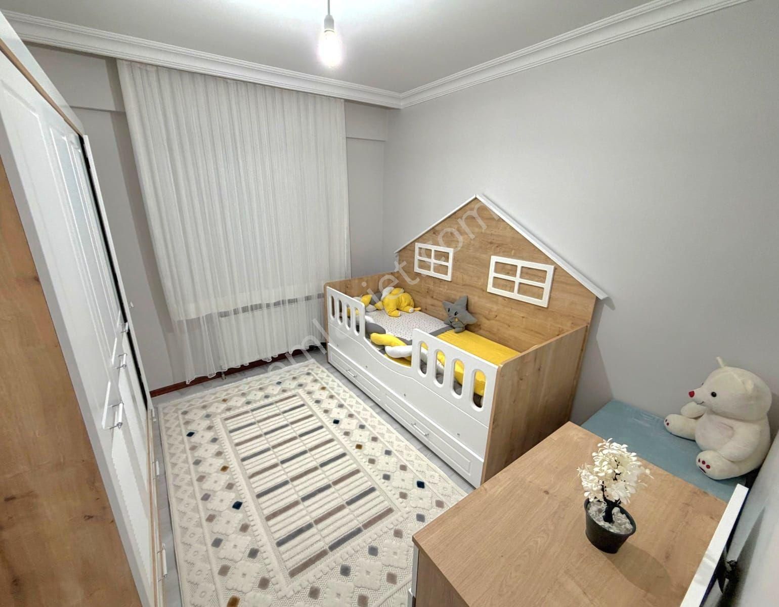 Özdemir Emlak,tan Geniş Aileler İçin Full+full Yapılı 3+1 Daire - Görsel 15