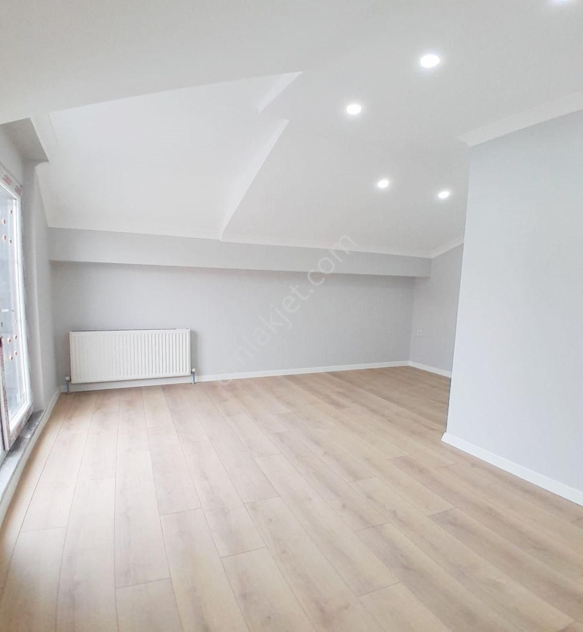 Müslüm Emlaktan Kapalı Otoparklı 4+2 Satılık Dublex - Görsel 15