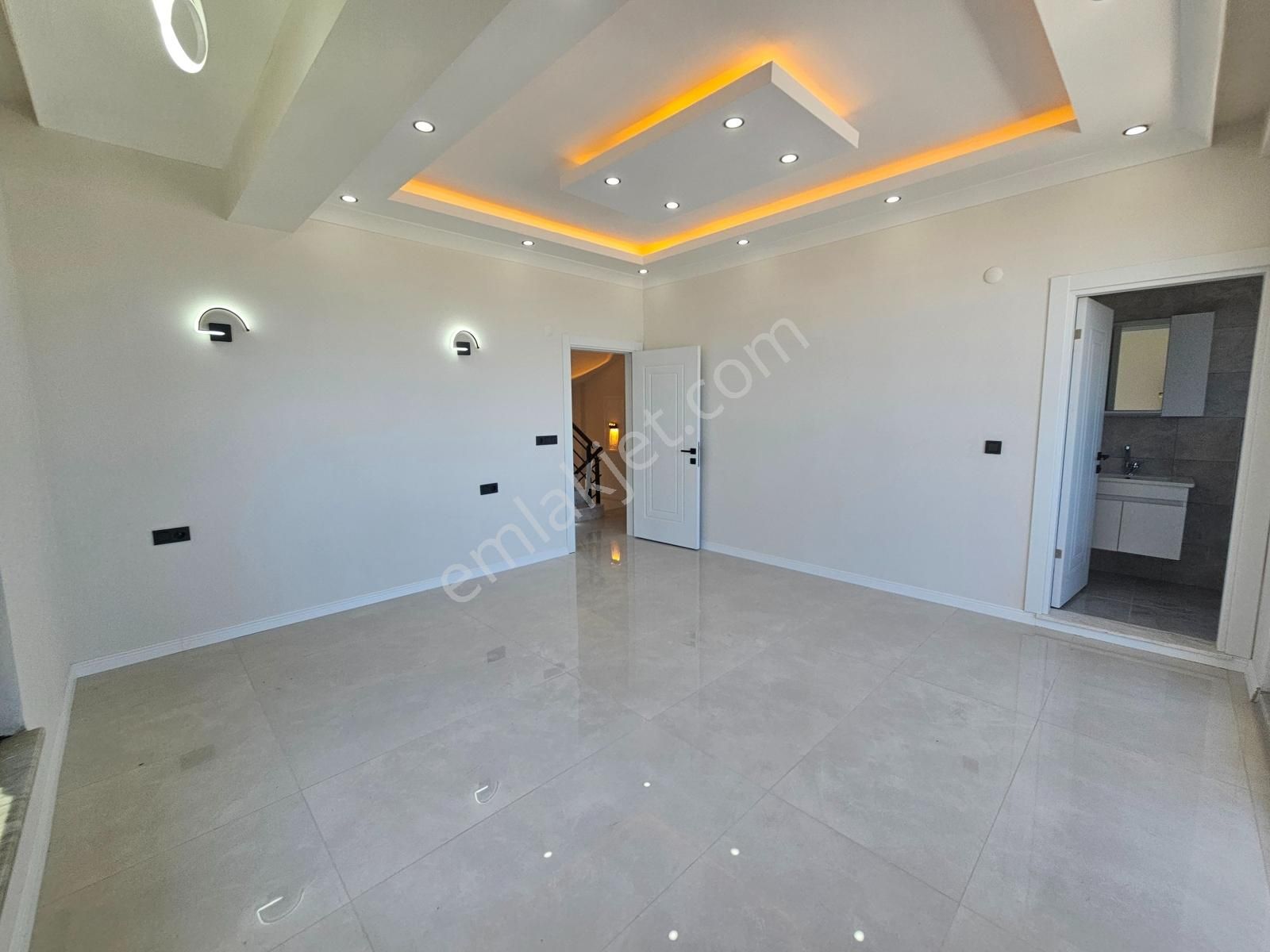 Kocaali Sakarya'da Deniz'den 4+1 Denize Sıfır,köşe Parsel , Havuzlu Lüks Villa - Görsel 8