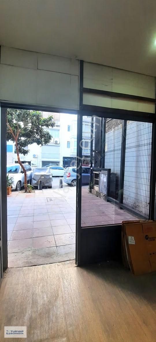 Mithatpaşa Cad Üzeri, Tarihi Asansör Sok 100 Mt Mesafede Dükkan - Görsel 5