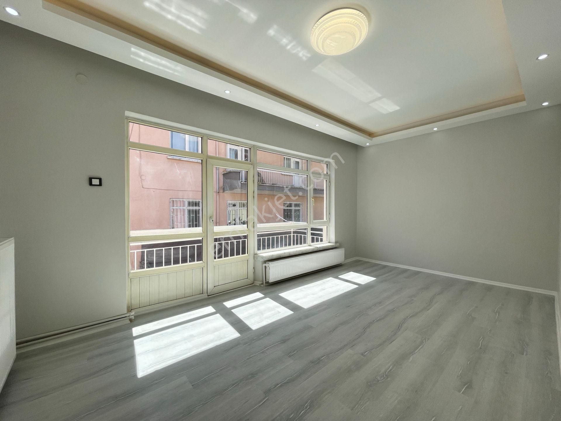 Tepebaşı'nda Bağımsız Katta Full Yapılı 3+1 Daire - Görsel 2