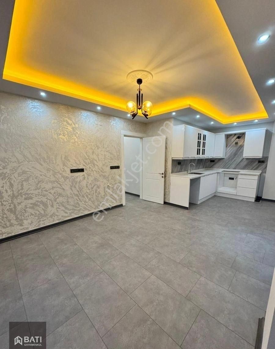 Altınkum'da Denize 100 Metre Satılık 3+1 Sıfır Yapı - Görsel 16