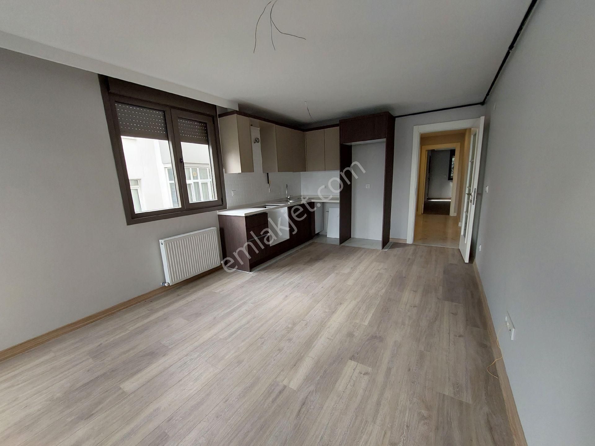 Maltepe Küçükyalı Da Harika Konumda Ve 1 Nci Sınıf İşçilik - Görsel 25