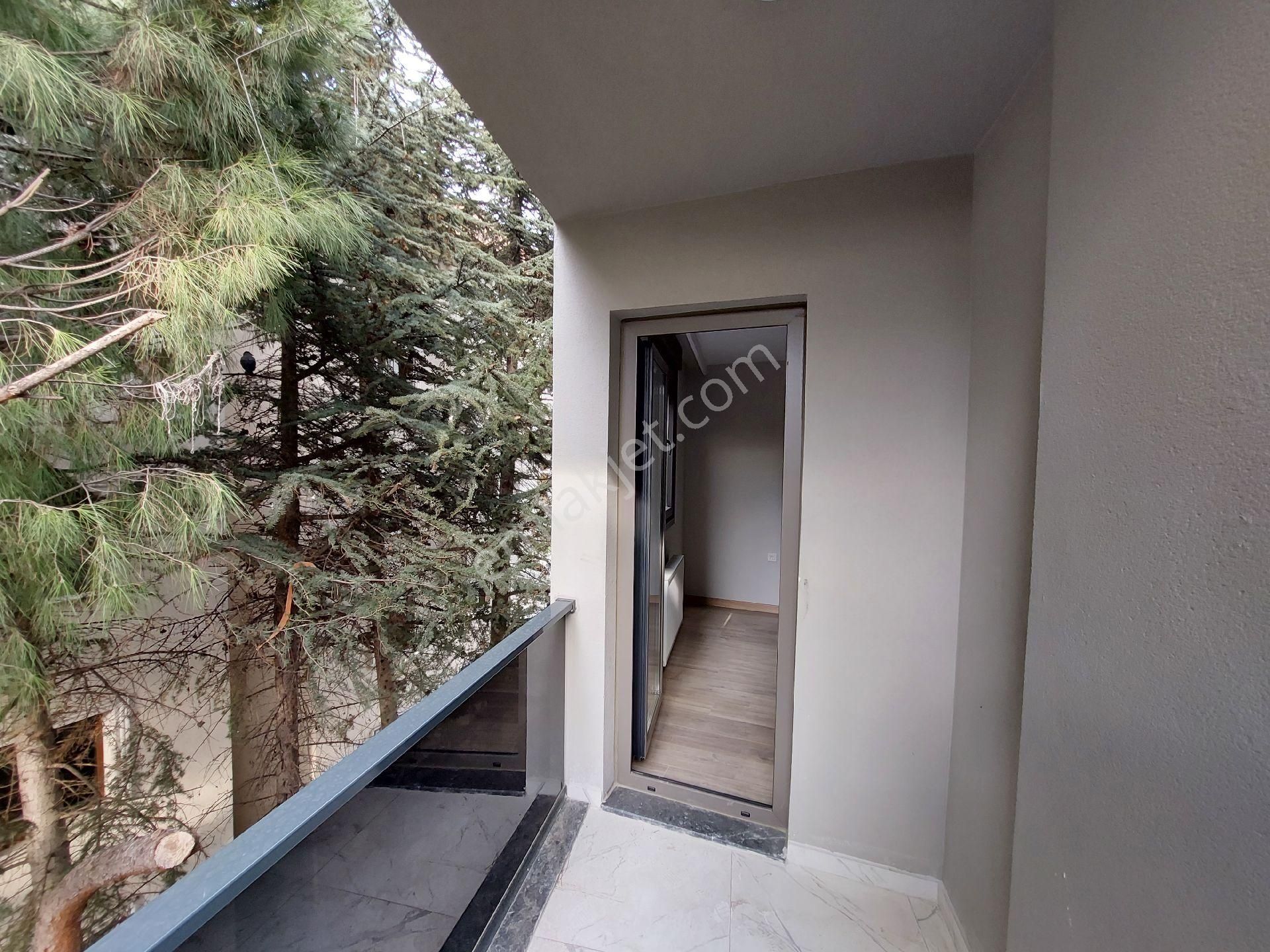 Maltepe Küçükyalı Da Harika Konumda Ve 1 Nci Sınıf İşçilik - Görsel 16