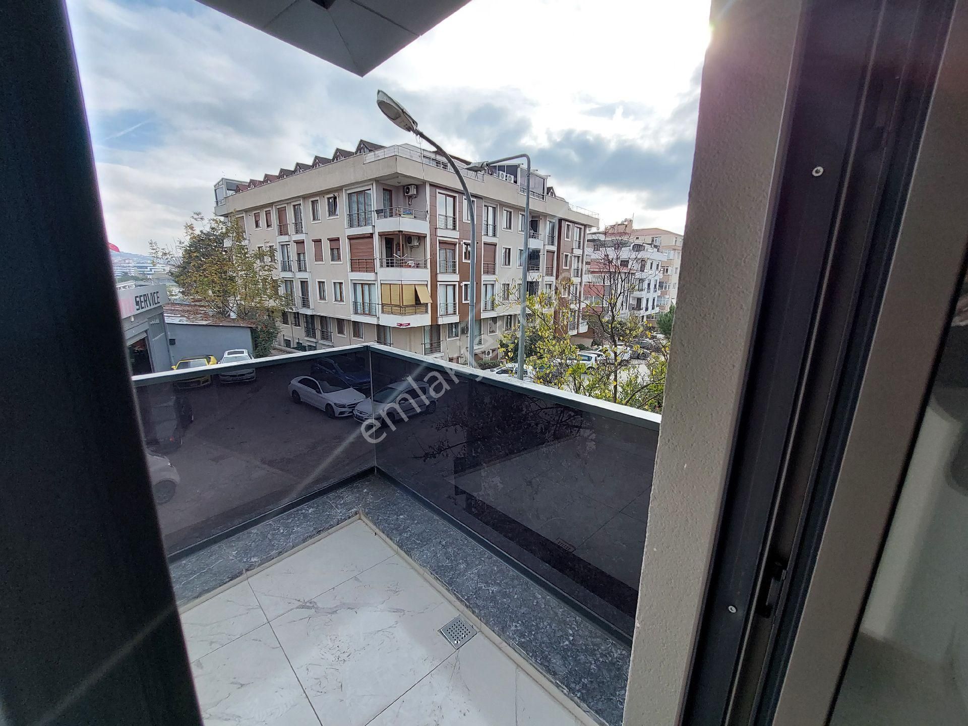 Maltepe Küçükyalı Da Harika Konumda Ve 1 Nci Sınıf İşçilik - Görsel 31