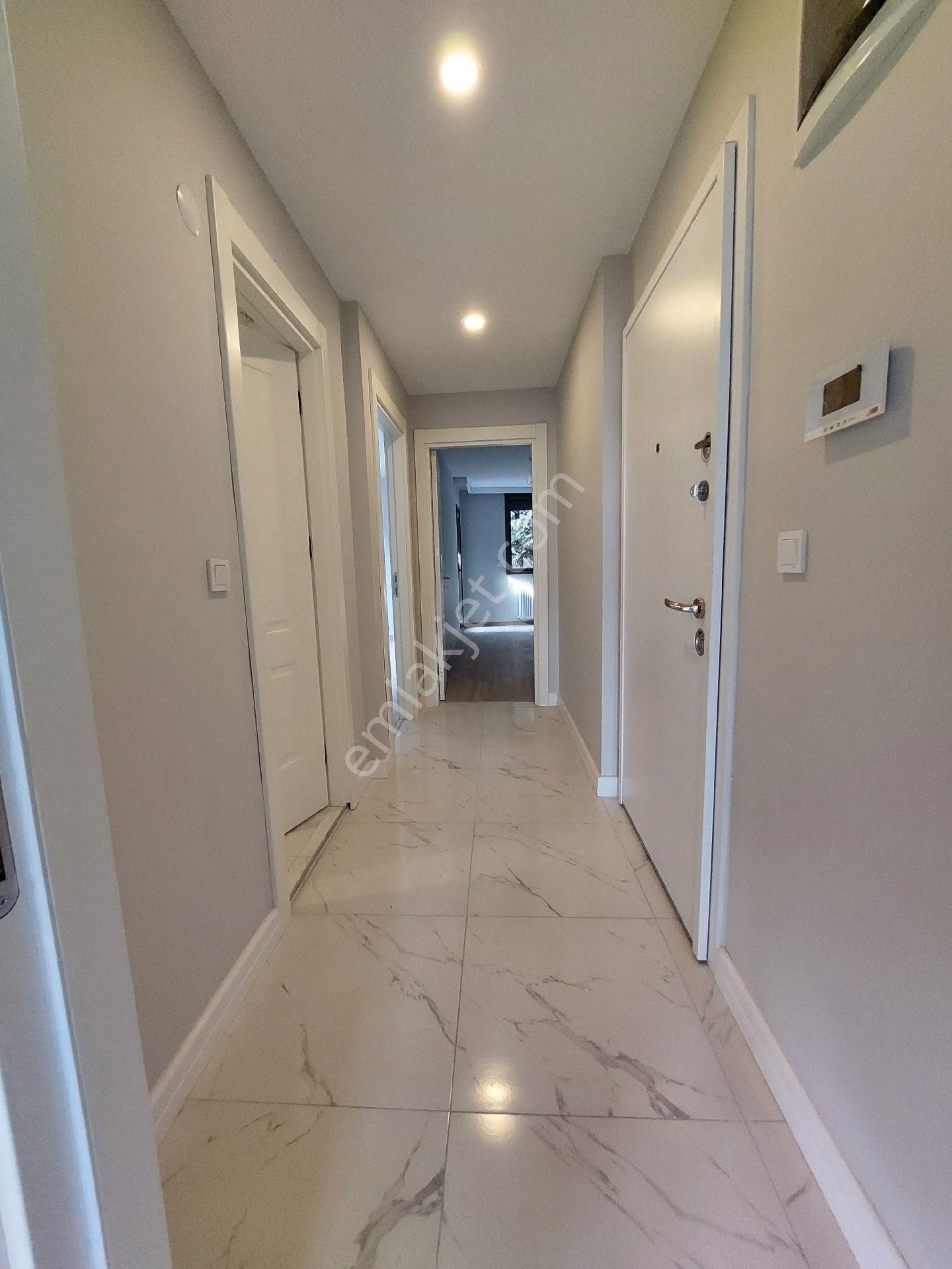 Maltepe Küçükyalı Da Harika Konumda Ve 1 Nci Sınıf İşçilik - Görsel 12