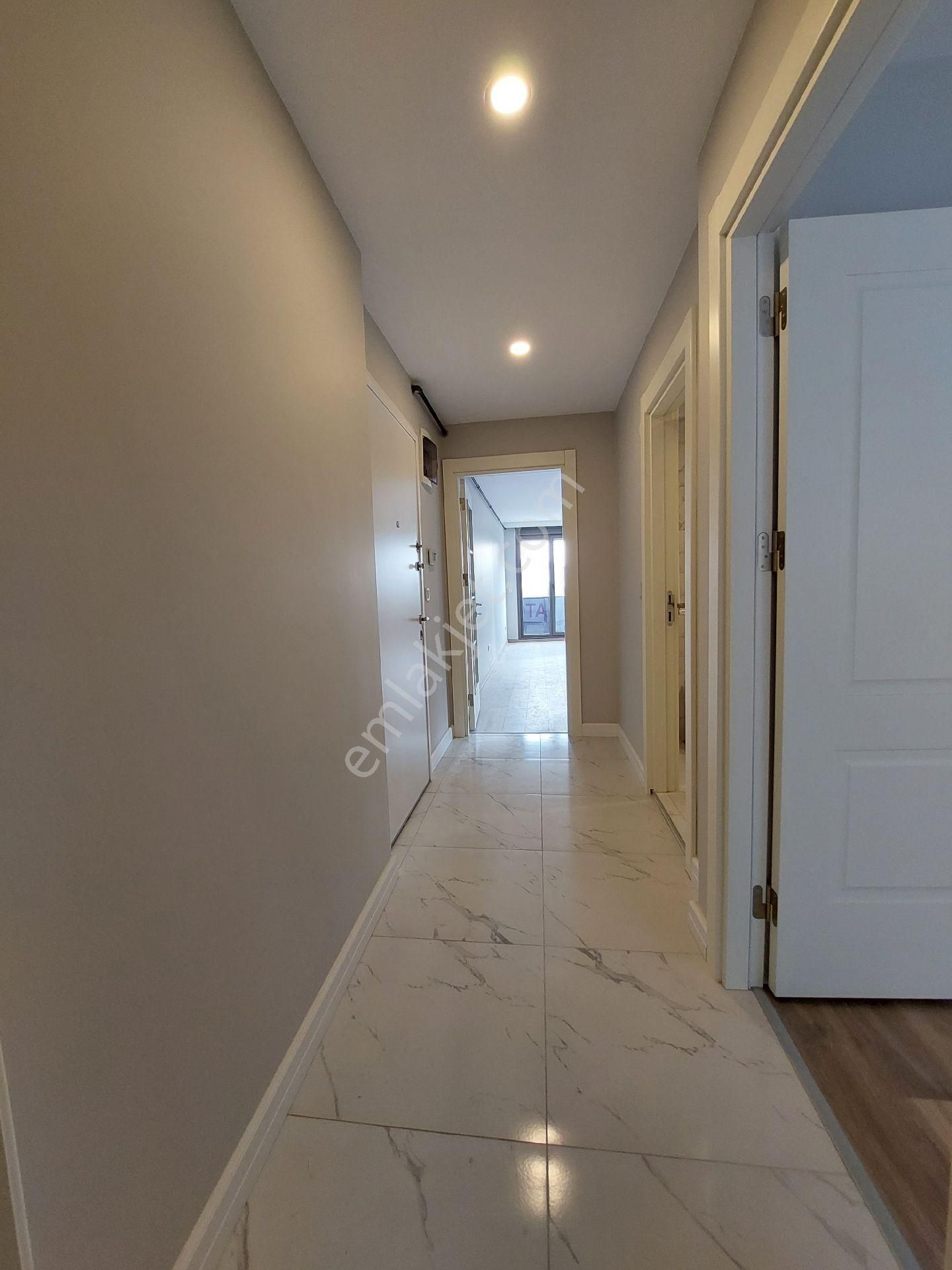 Maltepe Küçükyalı Da Harika Konumda Ve 1 Nci Sınıf İşçilik - Görsel 11