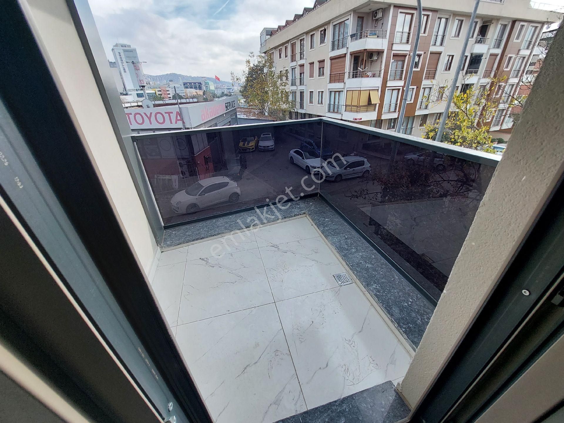 Maltepe Küçükyalı Da Harika Konumda Ve 1 Nci Sınıf İşçilik - Görsel 30