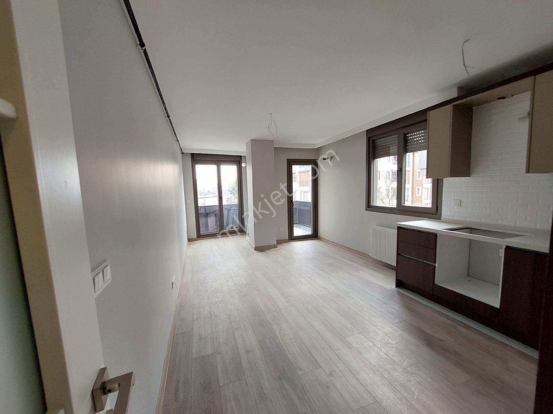 Maltepe Küçükyalı Da Harika Konumda Ve 1 Nci Sınıf İşçilik - Görsel 27