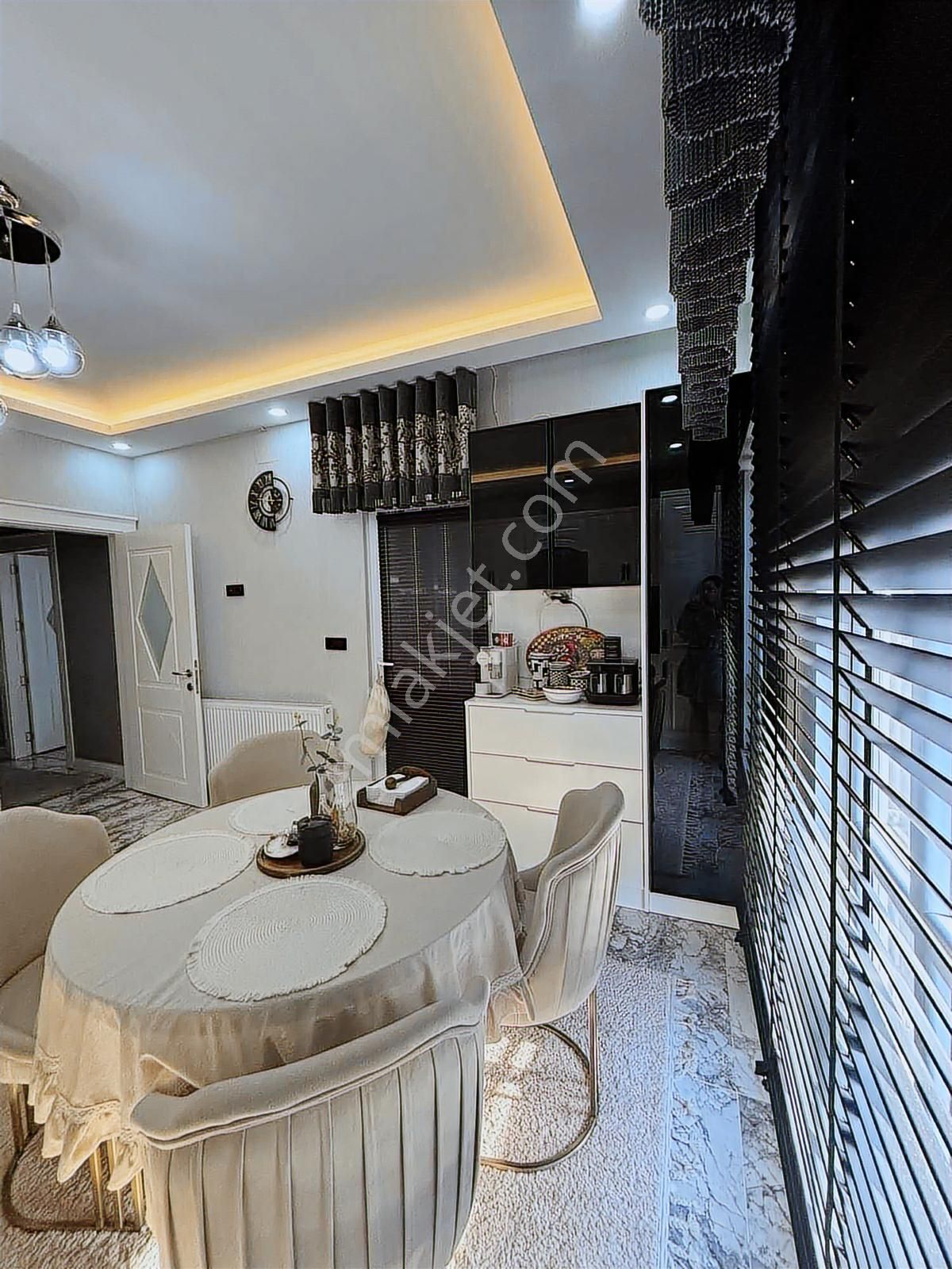 Lokasyonu Güçlü, Geniş 3+1 - Görsel 19