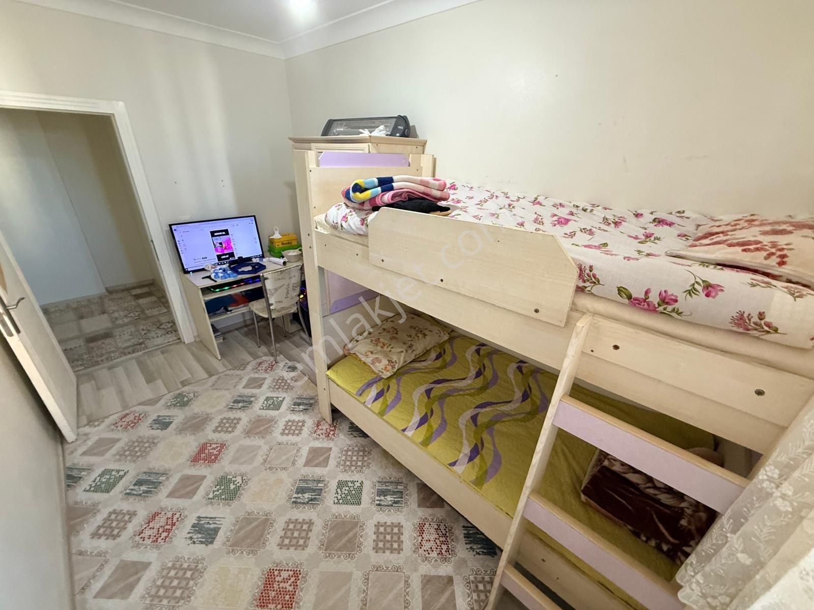 Özdemir Emlak,tan Okul,çarşı,pazar,mavi Göl Dibinde3+1 Daire - Görsel 6