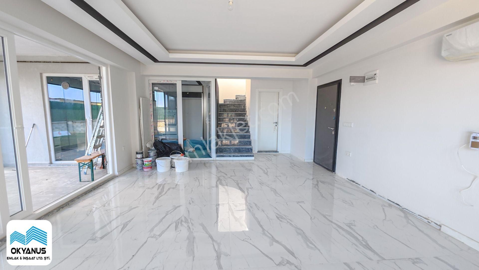 Karasu'da Deniz Manzaralı Teraslı Havuzlu Satılık 3+1 Villa - Görsel 22