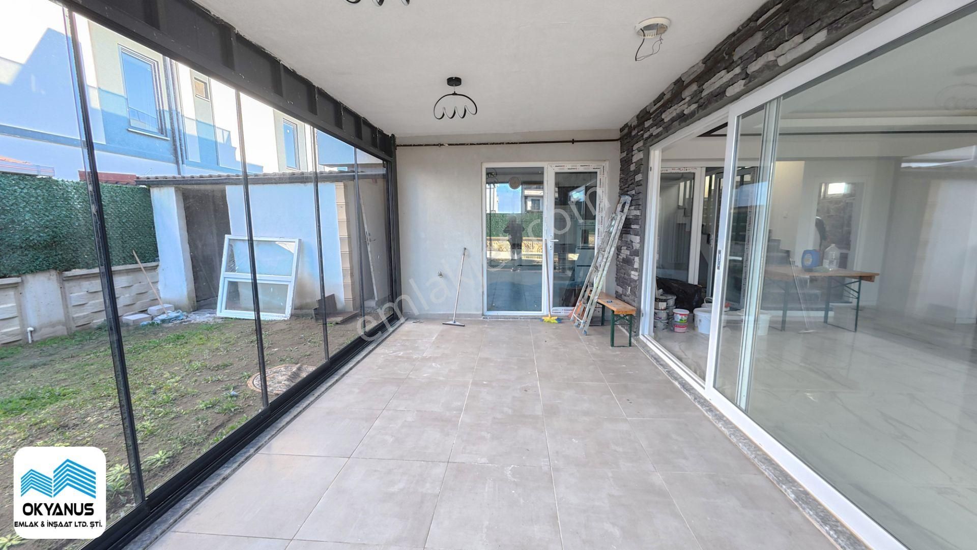 Karasu'da Deniz Manzaralı Teraslı Havuzlu Satılık 3+1 Villa - Görsel 21