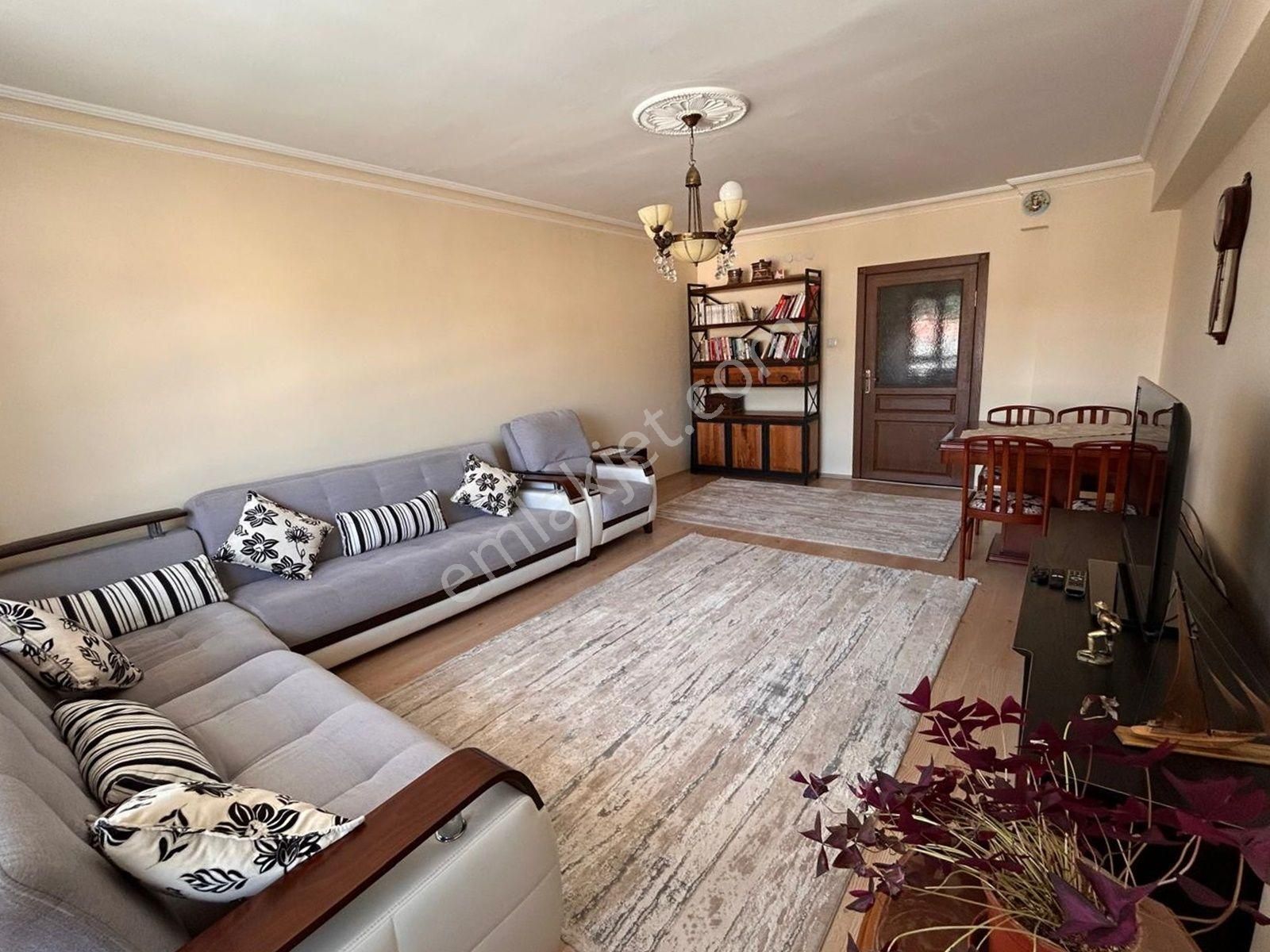 Karapürçek'te Geniş Mutfaklı Ebeveyn Banyolu Katta 3+1 Satılık Daire - Görsel 8