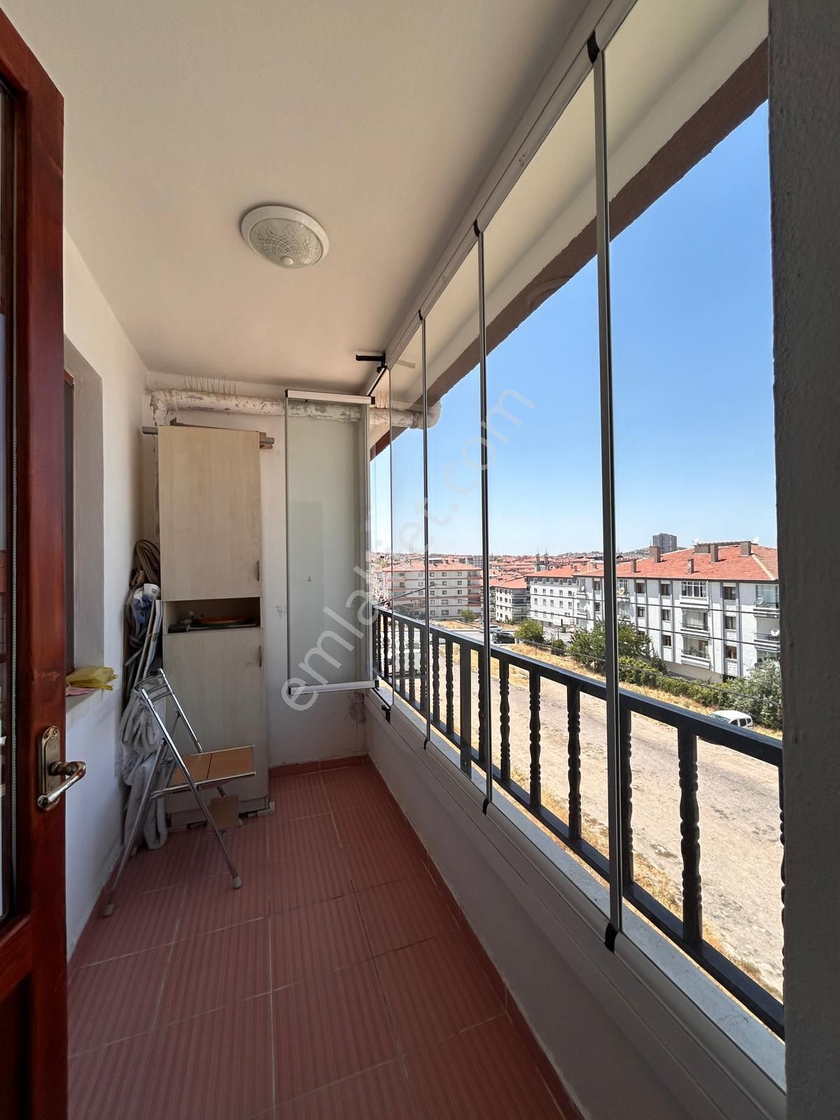 Karapürçek'te Geniş Mutfaklı Ebeveyn Banyolu Katta 3+1 Satılık Daire - Görsel 23