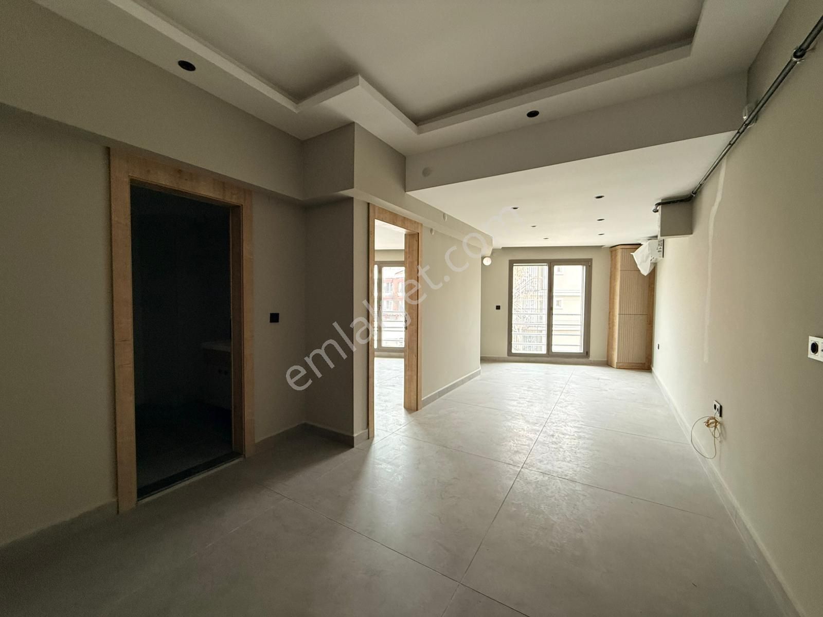 Cb King'den Yıldız Mah. Yeni İzmir Yolu Caddesi 1+1 Kiralık Ofis - Görsel 4
