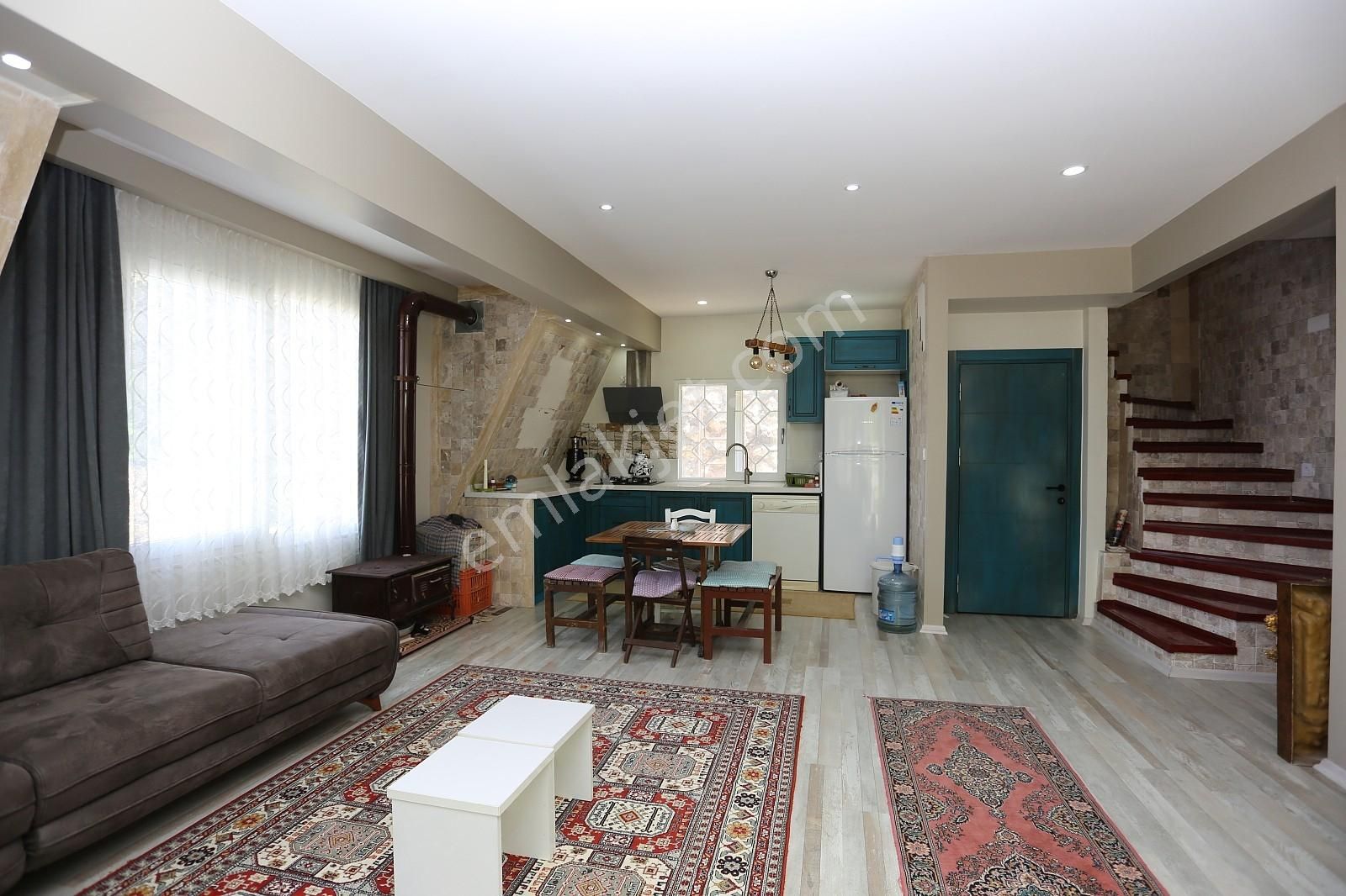 Konyaaltı Çağlarcada Geniş Bahçeli Müstakil Ev | Tekce - Görsel 12