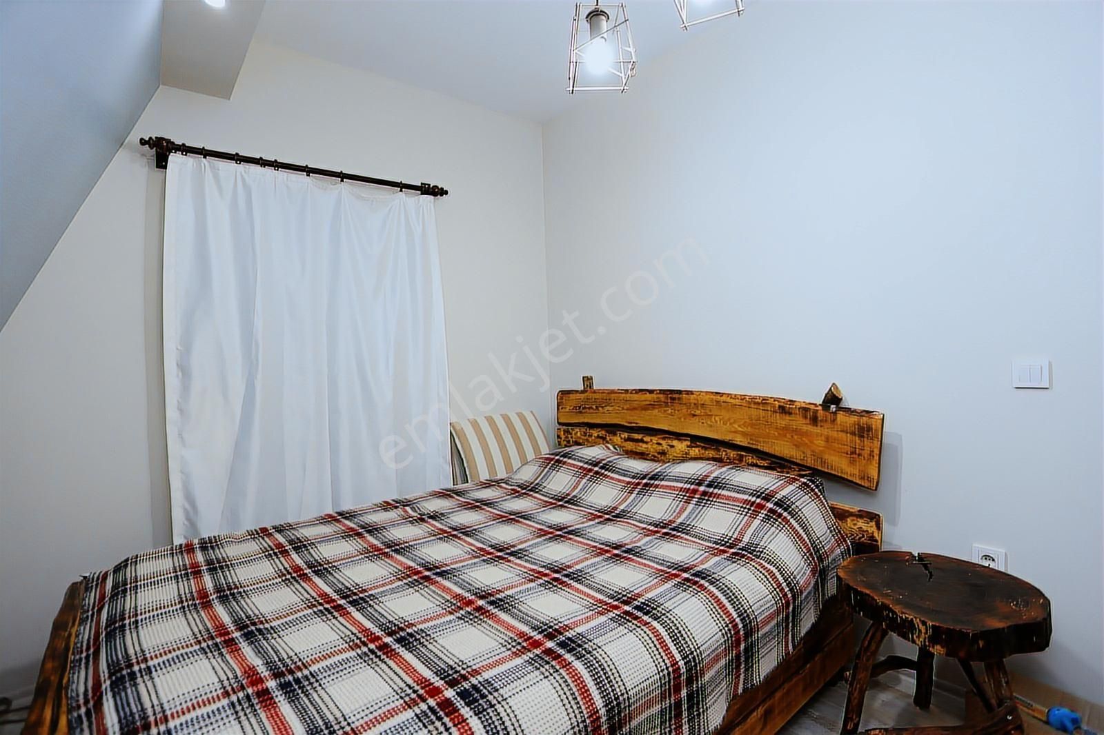 Konyaaltı Çağlarcada Geniş Bahçeli Müstakil Ev | Tekce - Görsel 11