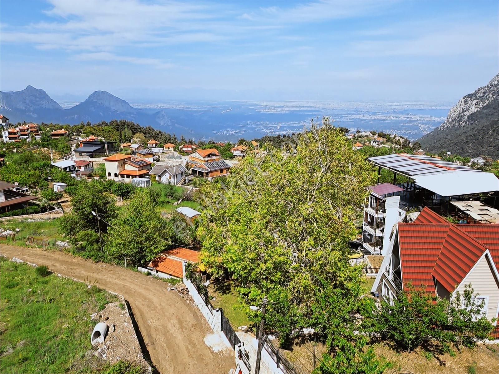Konyaaltı Çağlarcada Geniş Bahçeli Müstakil Ev | Tekce - Görsel 9