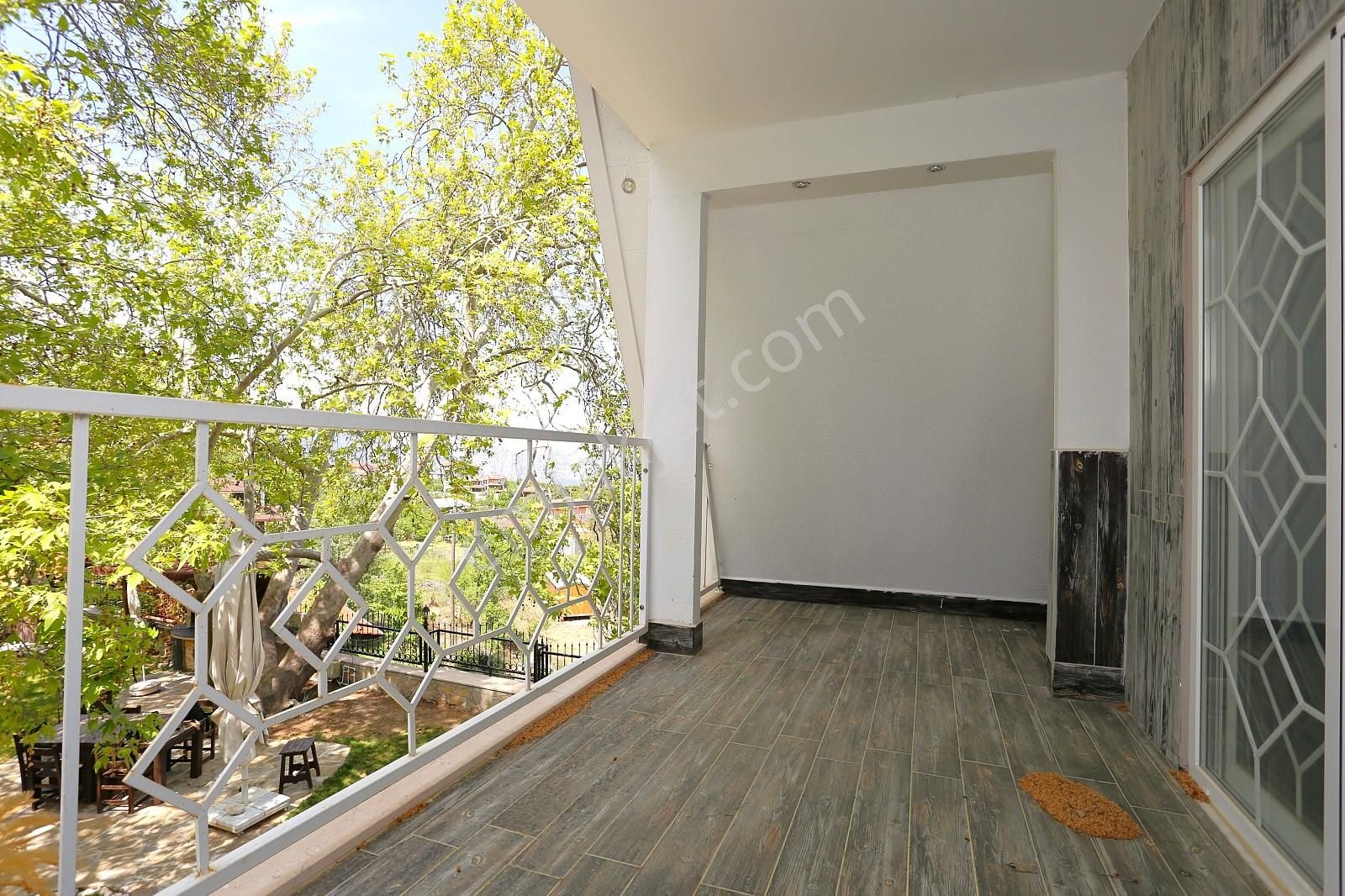 Konyaaltı Çağlarcada Geniş Bahçeli Müstakil Ev | Tekce - Görsel 24