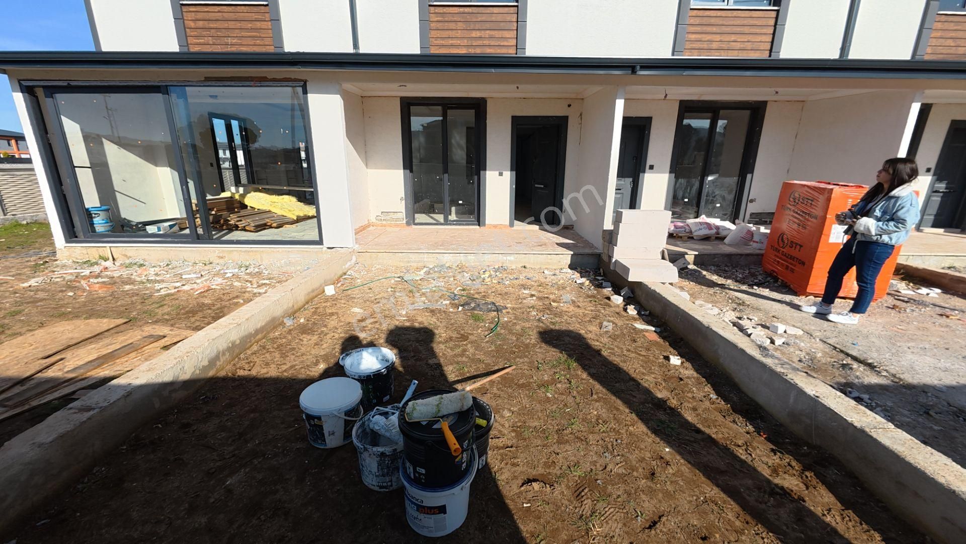 Karasu 'da Özel Havuzlu Prestijli 3+1 Satılık Villa - Görsel 6