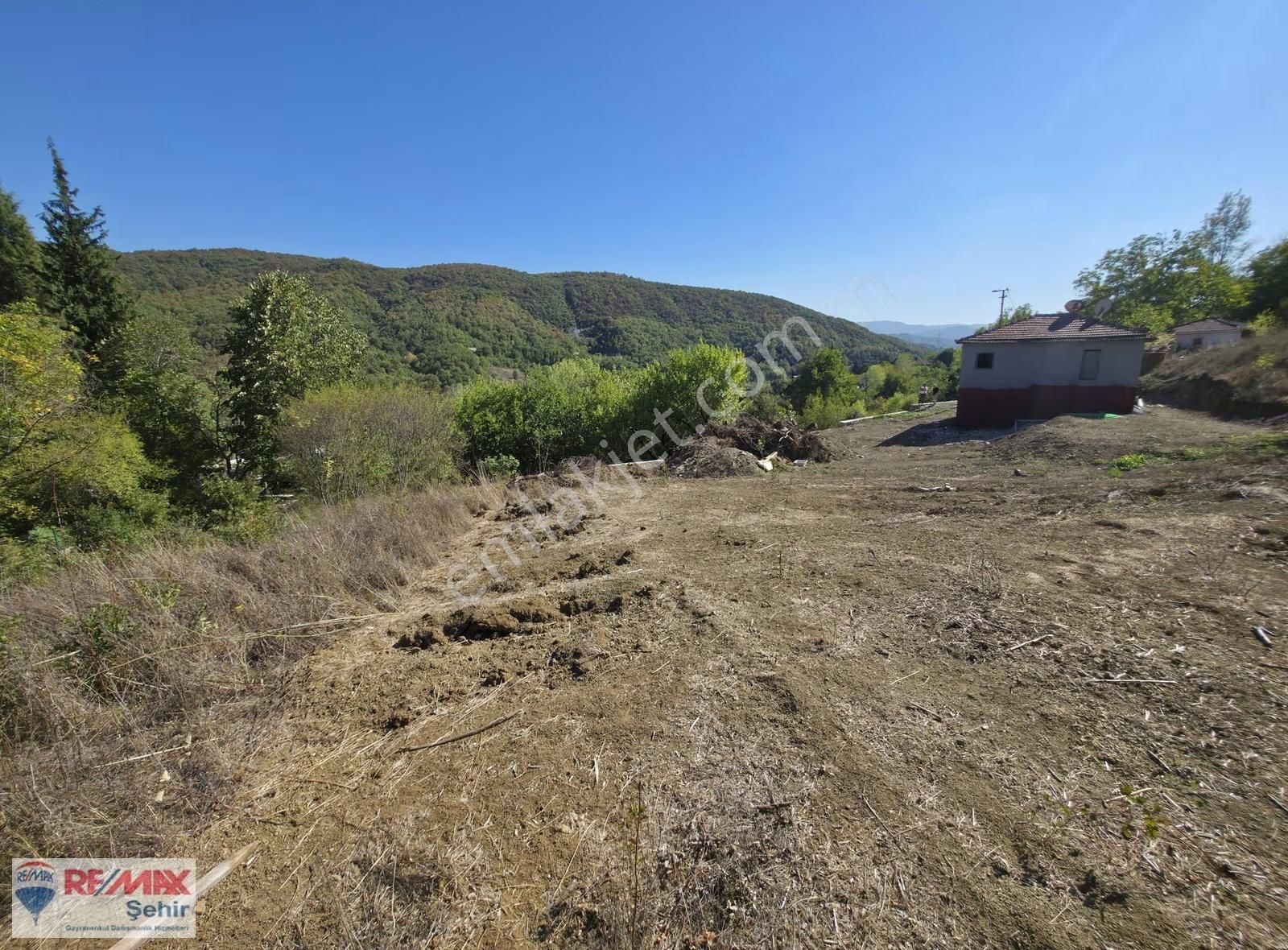 Yalova Altınova Karadere Köyü İmarlı Satılık Arsa