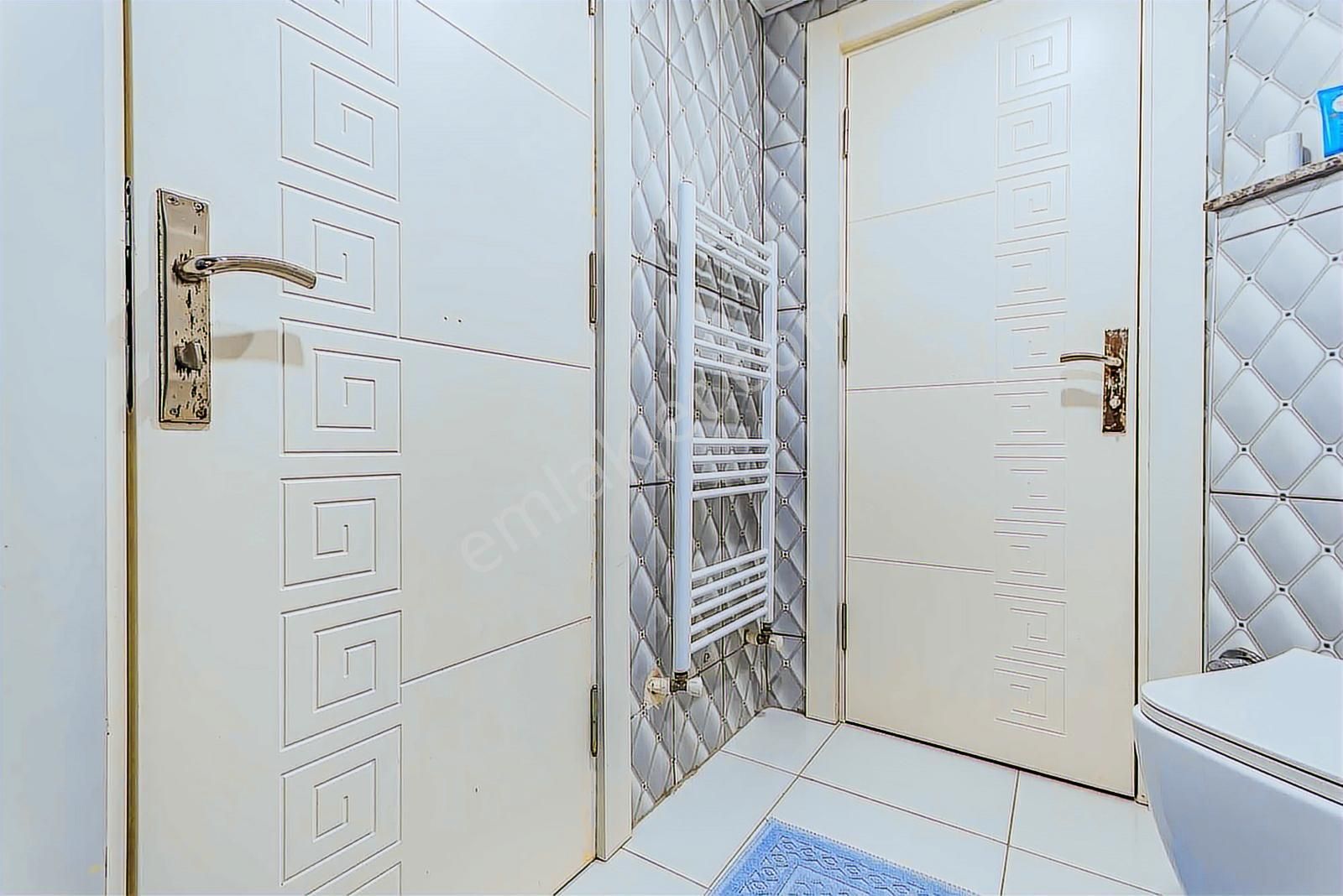 Barınaklarda Muhteşem Lokasyonda Müstakil Satılık Triplex Villa - Görsel 17