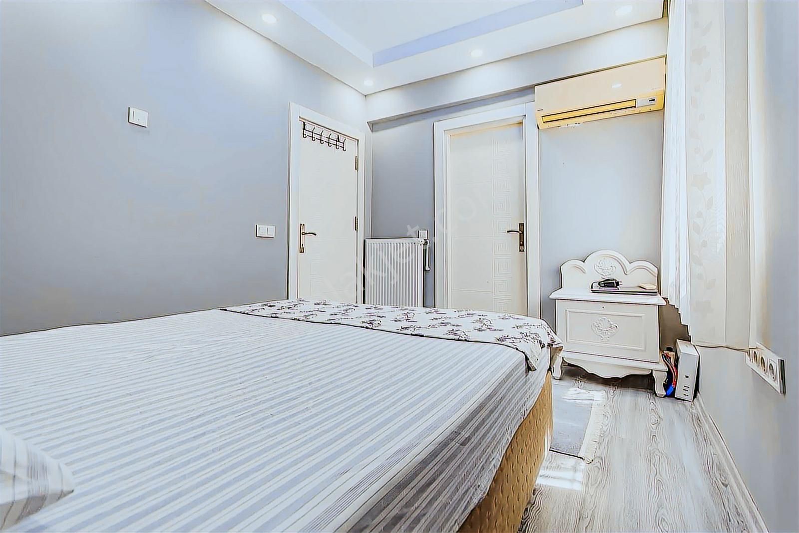 Barınaklarda Muhteşem Lokasyonda Müstakil Satılık Triplex Villa - Görsel 20