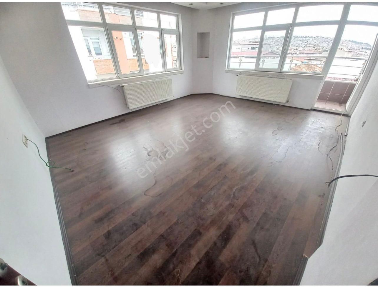 İlkadım Yenidoğan Mahallesinde Satılık 2+1 Daire - Görsel 3